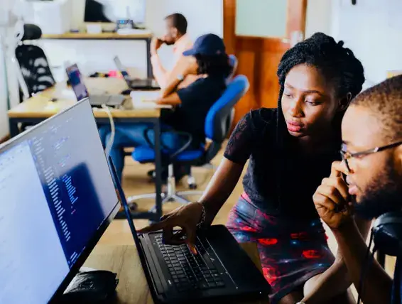 Desola lanre ologun IgUR1iX0mqM unsplash