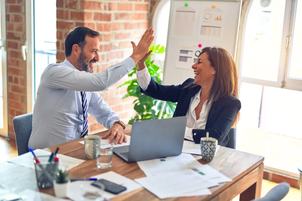 IT support team helping NYC business choose managed services